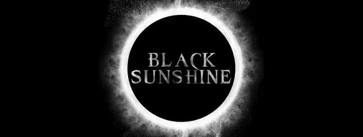 Banda Black Sunshine se apresentando no Golden Beer Tap House, em Botucatu, durante noite de clássicos do rock.